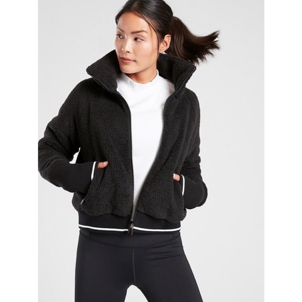 Athleta Black Tugga Sherpa Jacket XXSβ Fall Winter Hiking Explore Casual